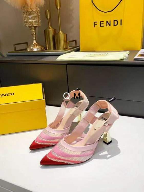 Picture of Fendi Shoes _SKUFendi0102sz35-40OM01025038